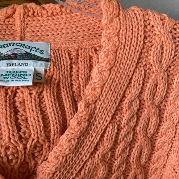 Aran Craft Merino Wool Button Front Scalloped - Picture 6 of 7